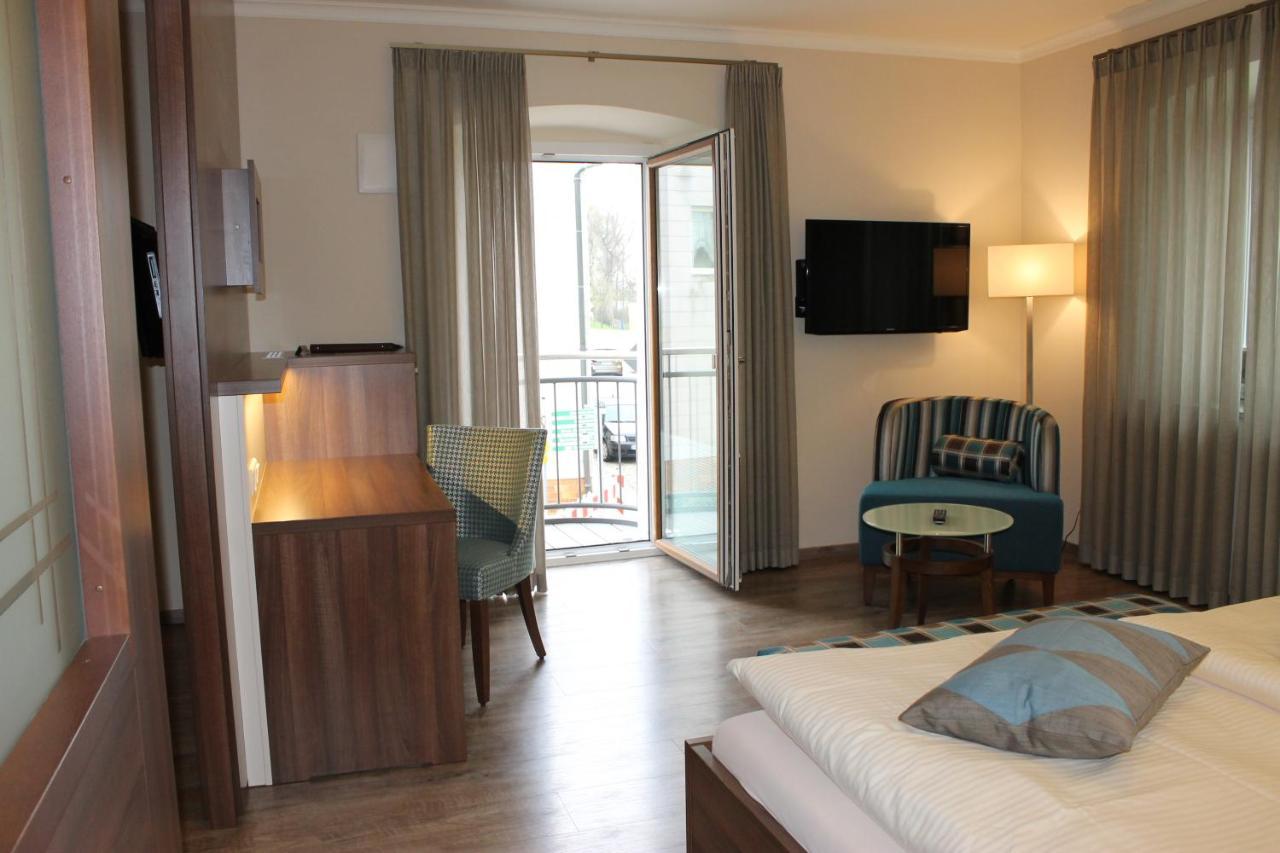 Hotel Number One Waidhaus Extérieur photo